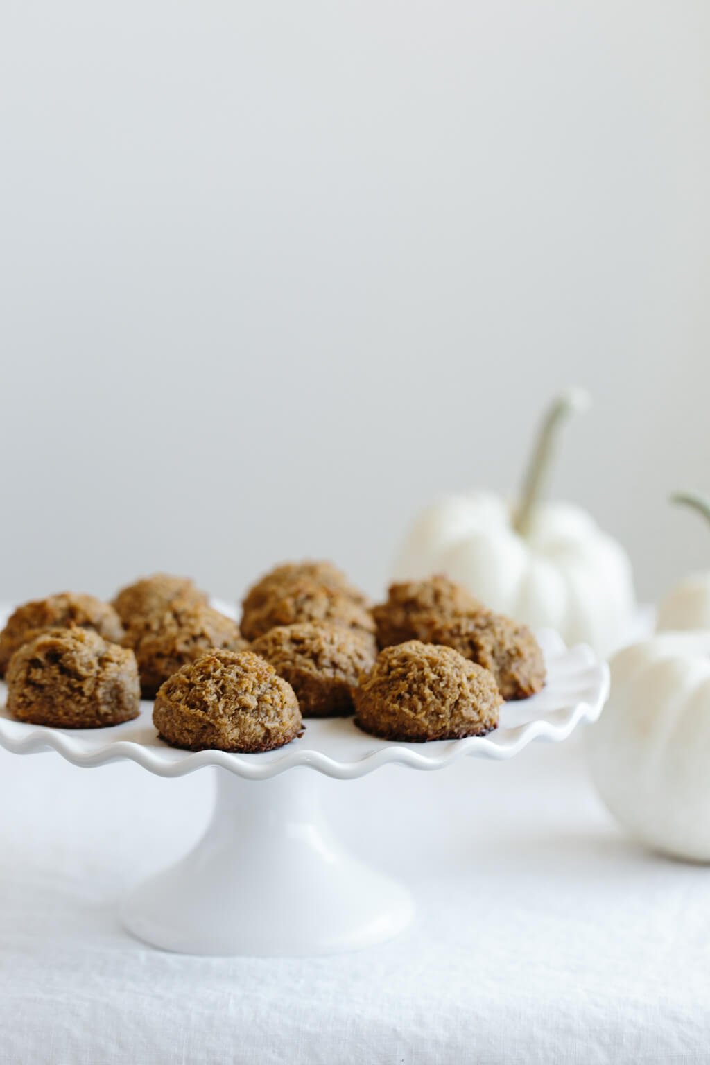 pumpkin spice coconut macaroons