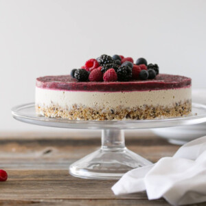 (gluten-free, dairy-free, paleo, vegan) One of my favorite raw cheesecake recipes - raw mixed berry and vanilla bean cheesecake.