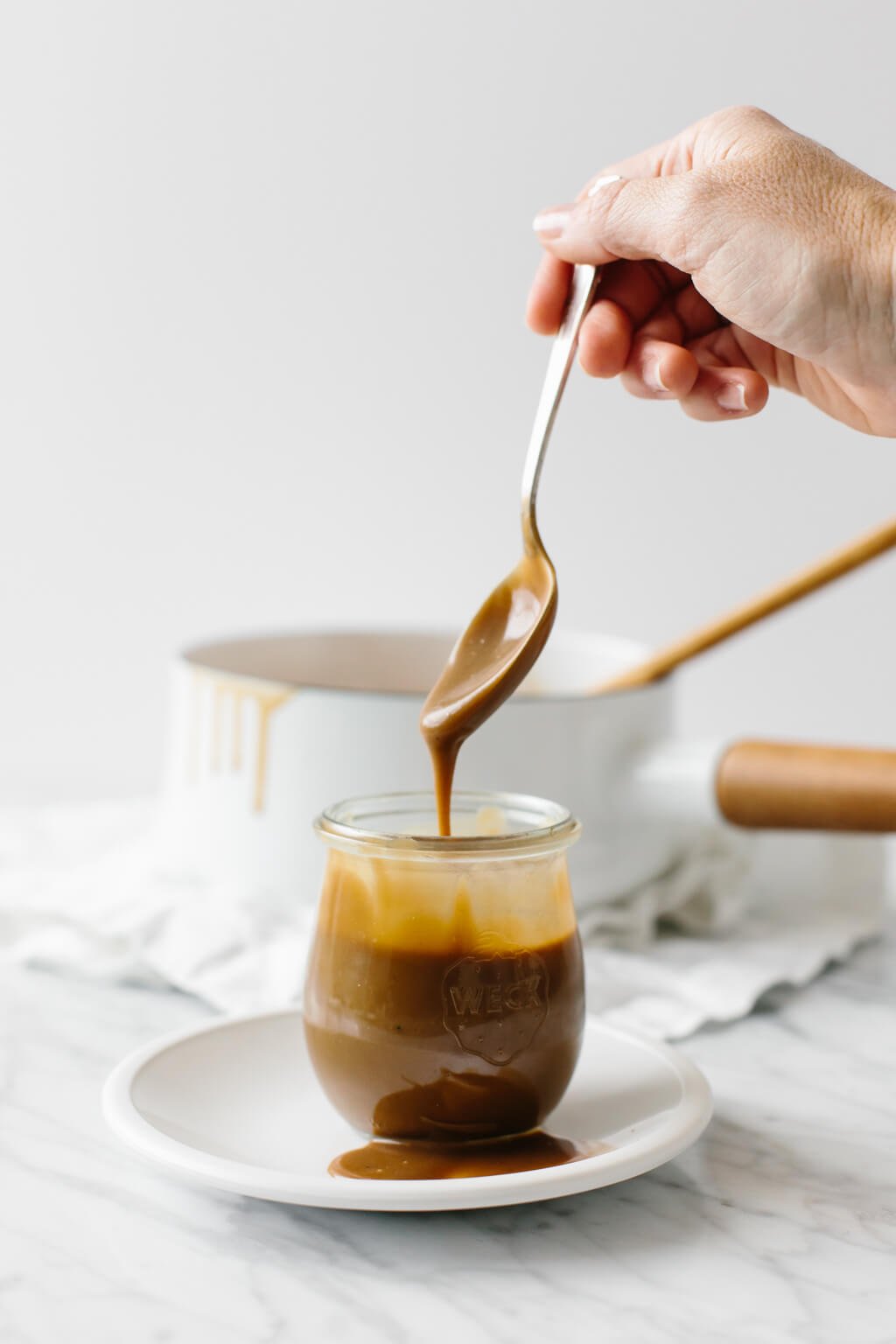 Salted Caramel Sauce (Vegan, DairyFree, Paleo)