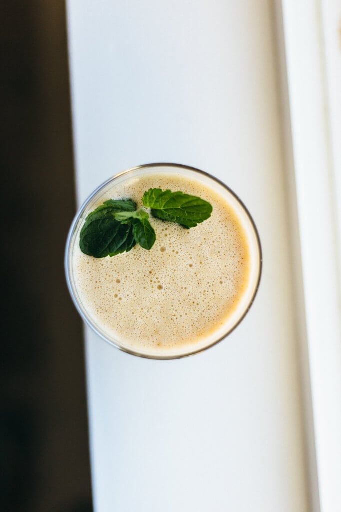 Almond orange smoothie. A great dairy-free, breakfast smoothie. 