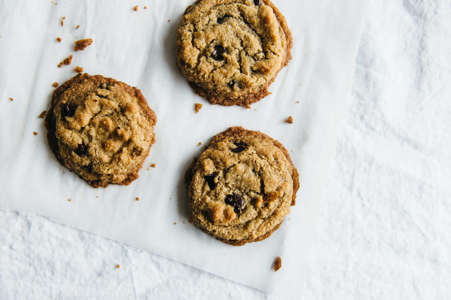 The best chocolate chip cookies. Paleo, vegan, gluten-free, grain-free. 