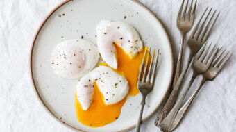 Poached Eggs are the perfect healthy breakfast recipe. Here's how to poach an egg perfectly every time.