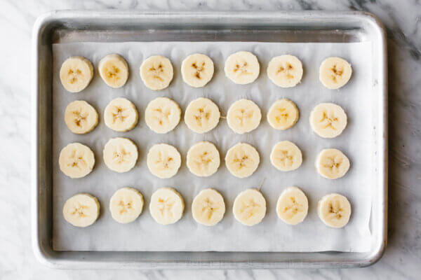 A tray of frozen banana slices