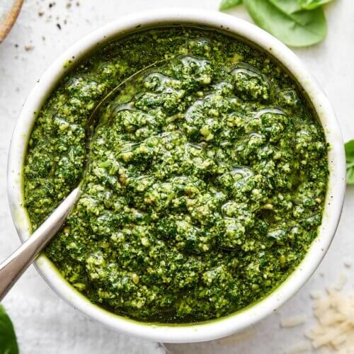 Basil pesto sauce recipe.