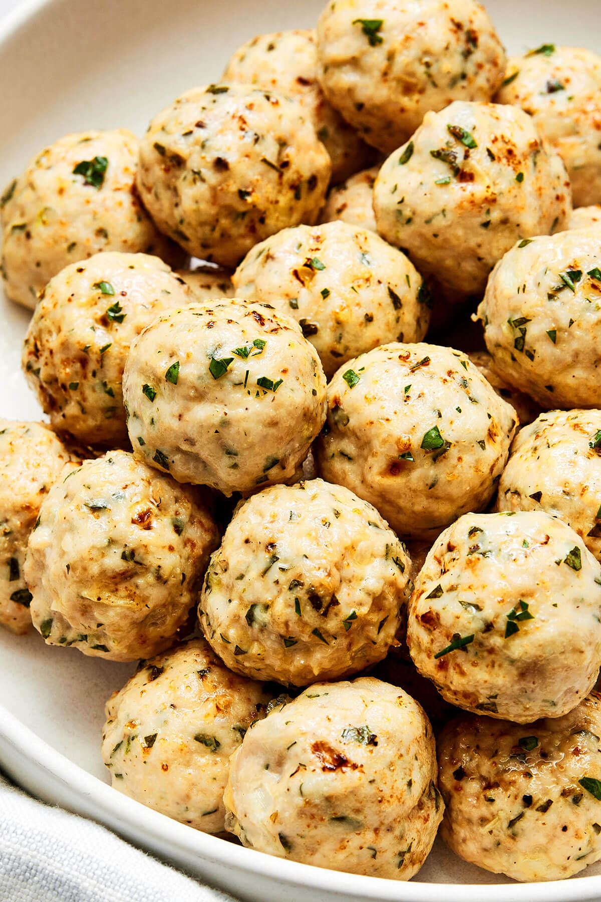 A pile of chicken meatballs