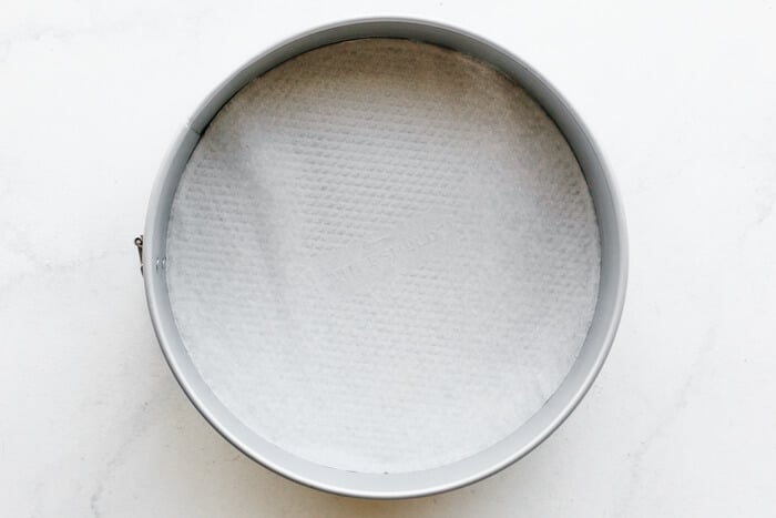 Spring pan for cake