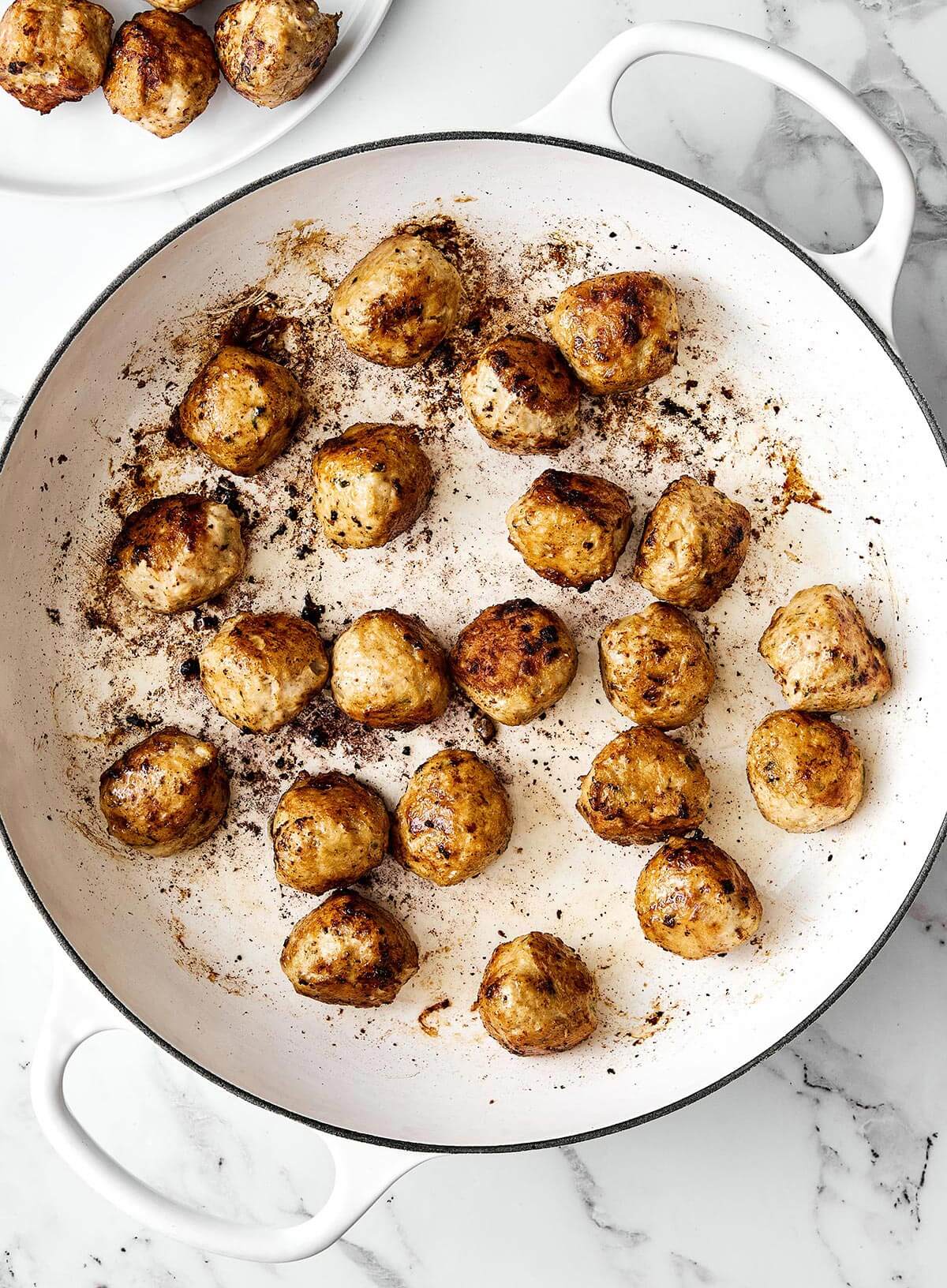 Cooked turkey meatballs.