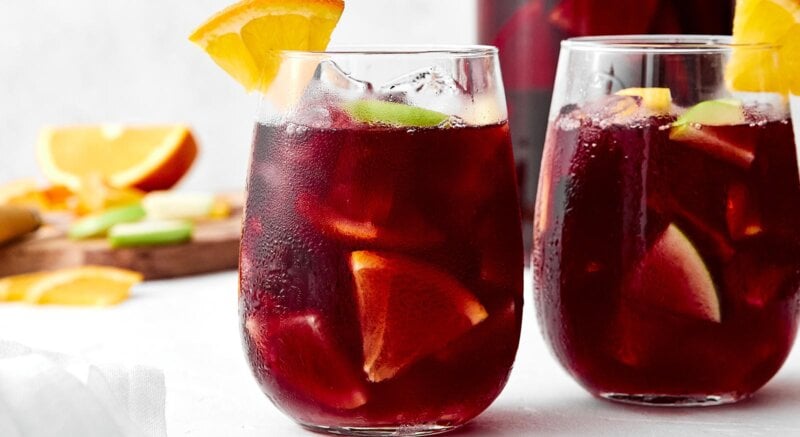 Red sangria recipe.