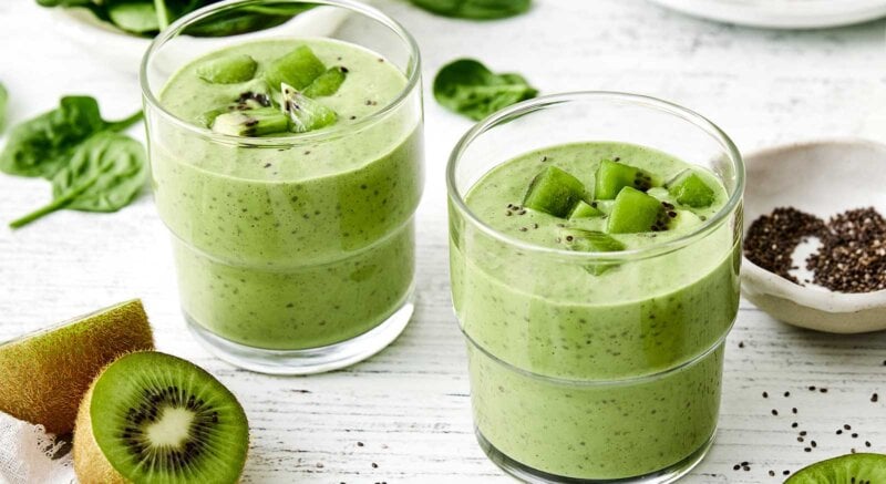 Kiwi smoothie recipe.