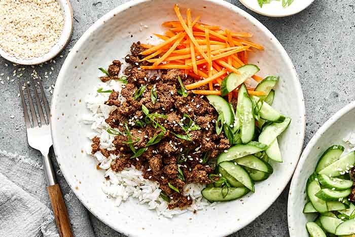 How to make a Korean beef bowl.