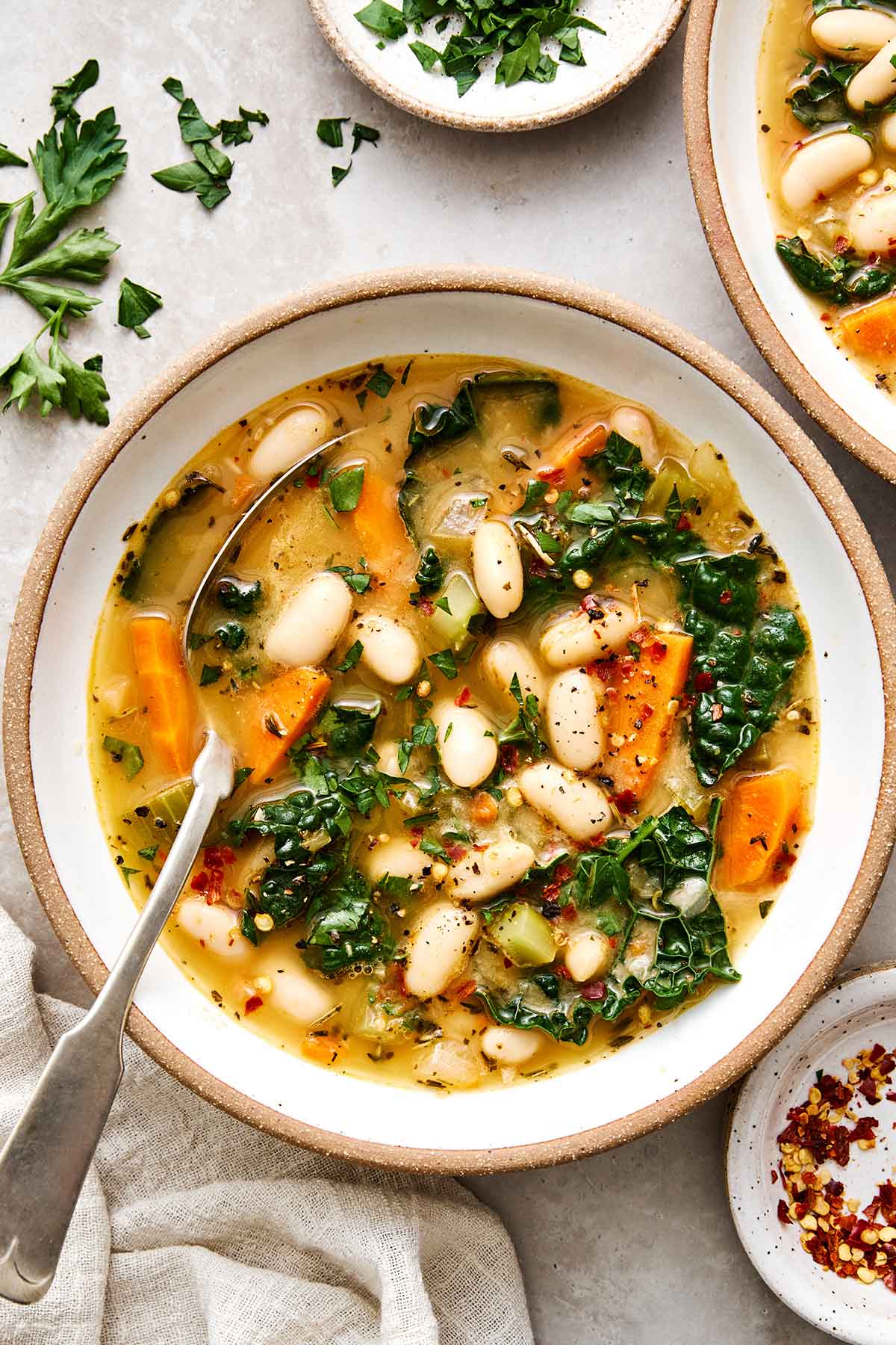 A bowl of Tuscan white bean soup.